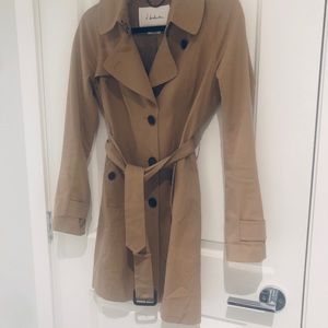 T. Babaton( Aritzia) Trench Coat
